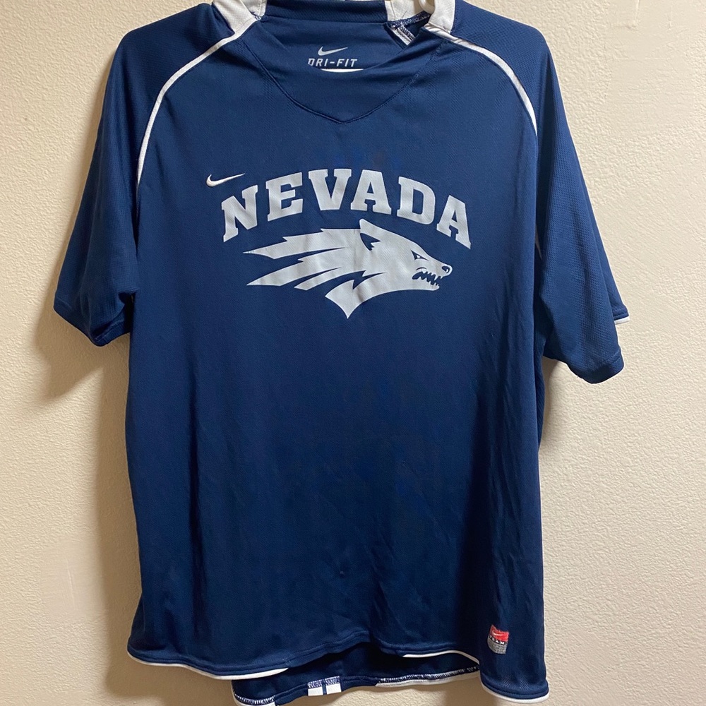 Vintage Nike UNR soccer jersey
